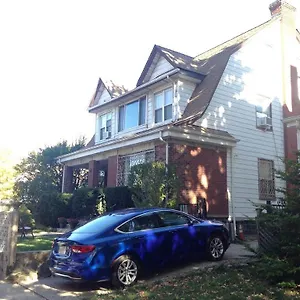 A And Fayebed And Breakfast, Inc, Bed & Breakfast New York