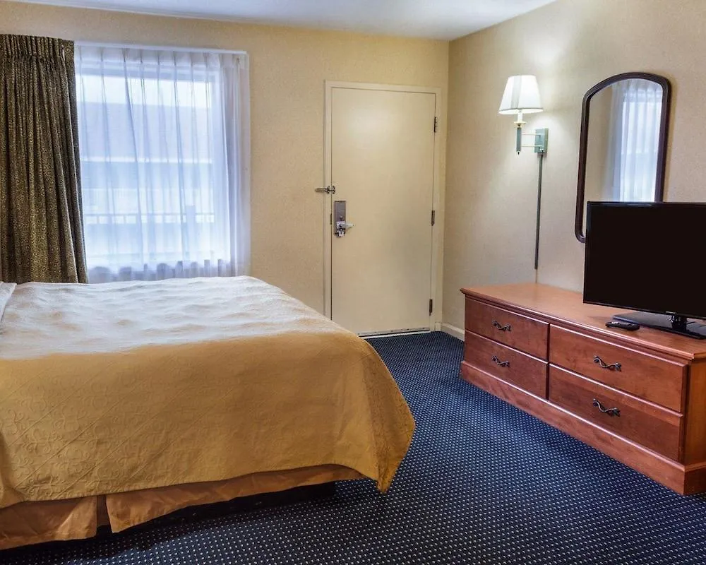 Quality Inn Little Creek Virginia Beach