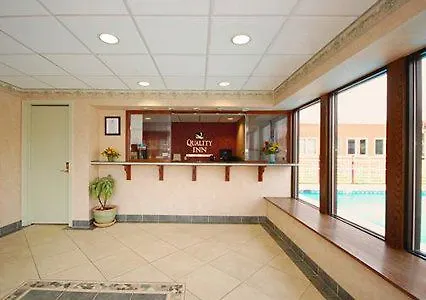 Quality Inn Little Creek Virginia Beach 2*,
